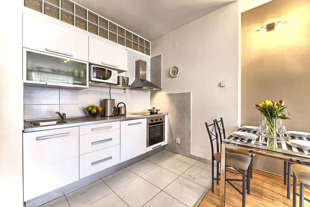 Ostrovni 7 Apartments Prague Ngoại thất bức ảnh